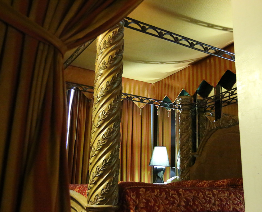 Arabian Nights Room